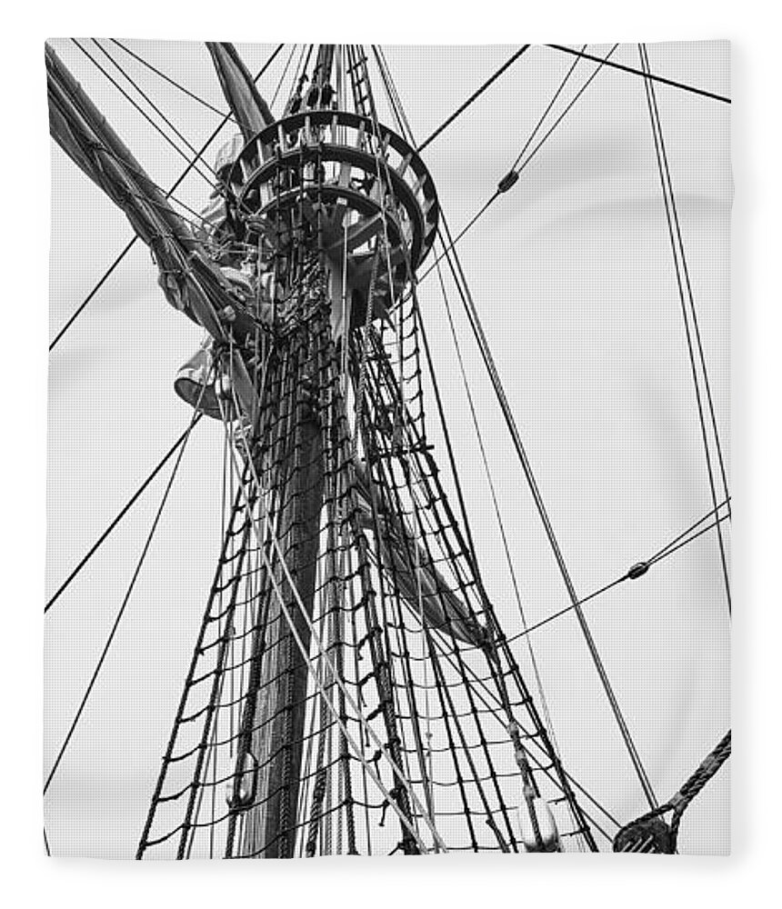 Black And White Fleece Blanket featuring the photograph The Crow's Nest by Bonny Puckett