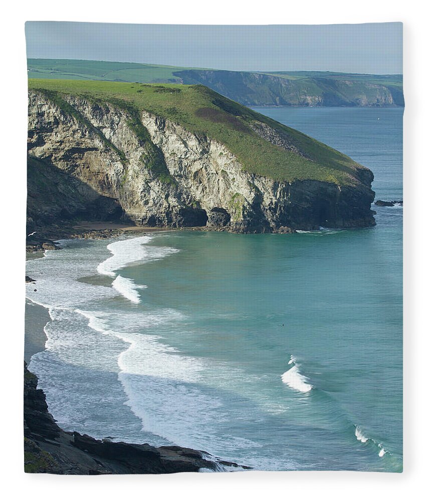 Water's Edge Fleece Blanket featuring the photograph Trebarwith Strand, Cornwall by Dr T J Martin