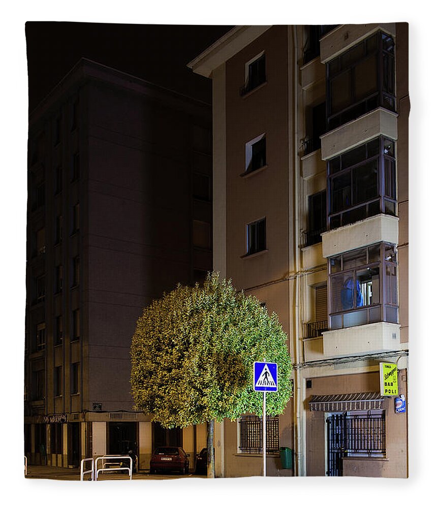 Tranquility Fleece Blanket featuring the photograph Tree At Night by Jorge Losada Quintas