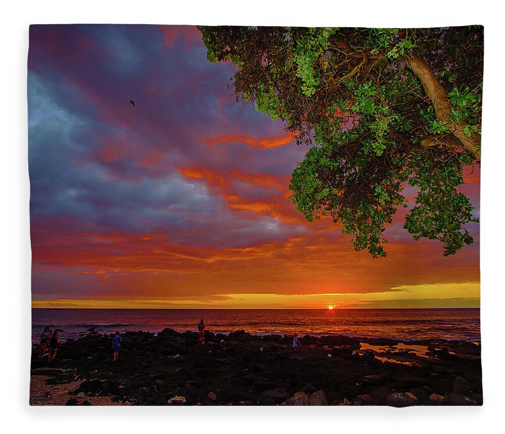 Hawaii Fleece Blanket featuring the photograph Tree Sea and Sun by John Bauer