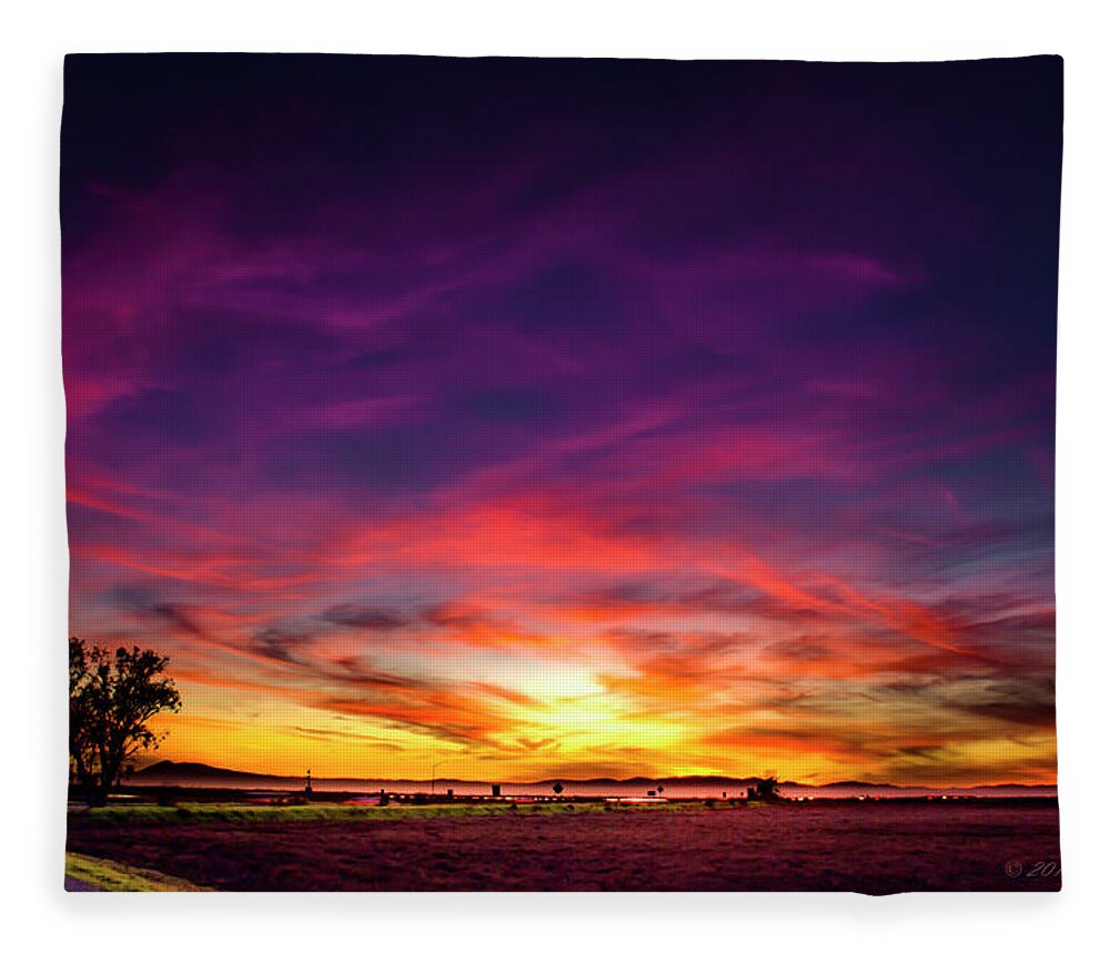 Valentines Day Fleece Blanket featuring the photograph Valentine Sunset by Brian Tada