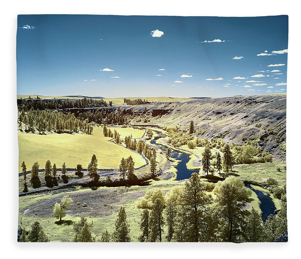 Palouse Fleece Blanket featuring the photograph Valley in Hidden Palouse by Jon Glaser