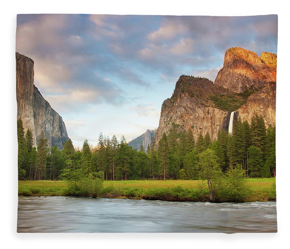 Scenics Fleece Blanket featuring the photograph Valley View by Buck Forester