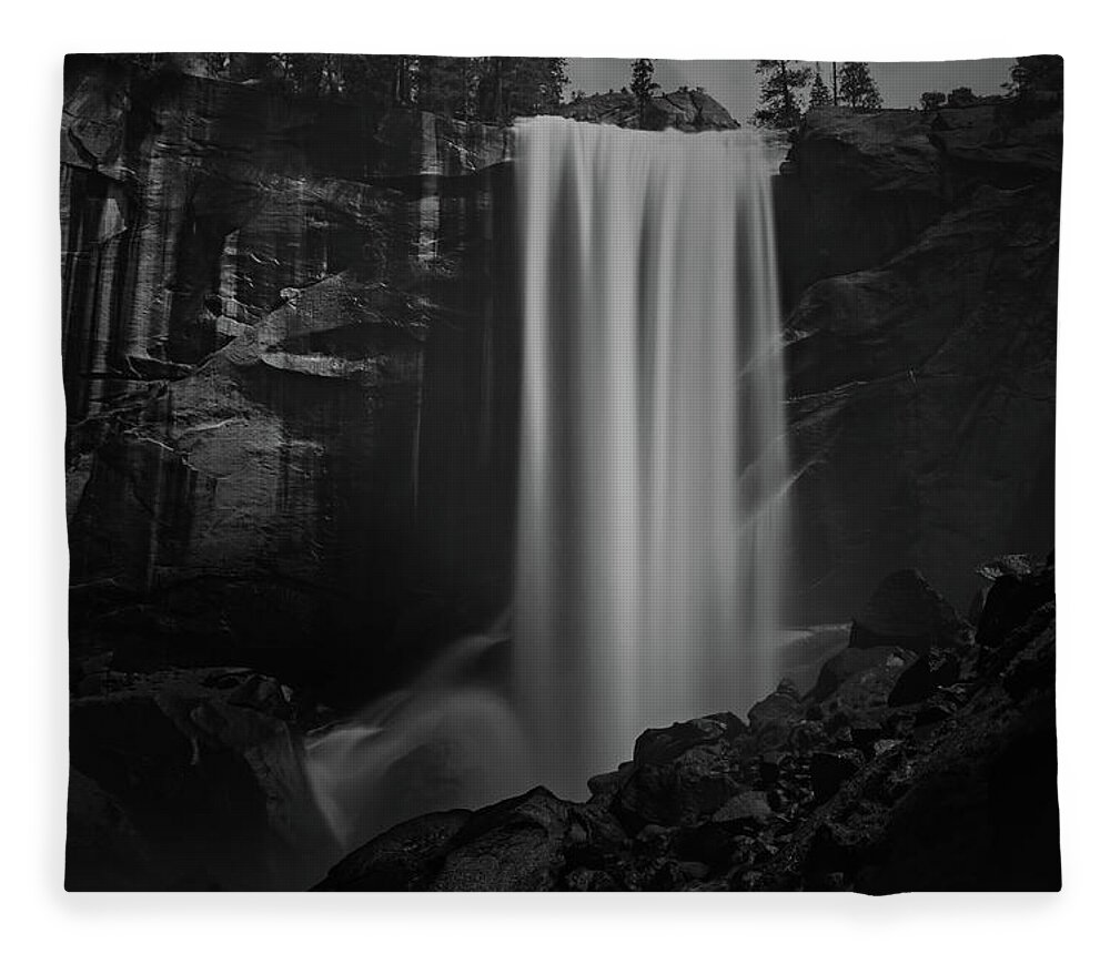 Black And White Fleece Blanket featuring the photograph Vernal Falls, Yosemite National Park, California by Julieta Belmont