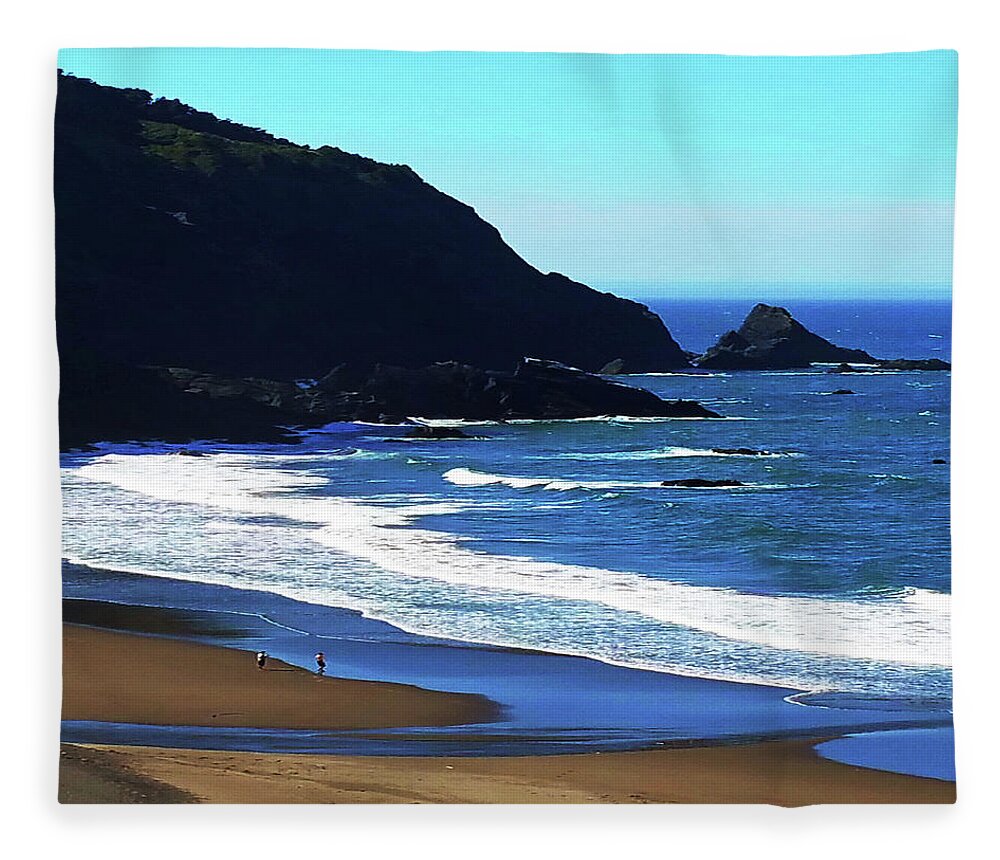 Oregon Fleece Blanket featuring the photograph Walk On The Beach by Melinda Firestone-White
