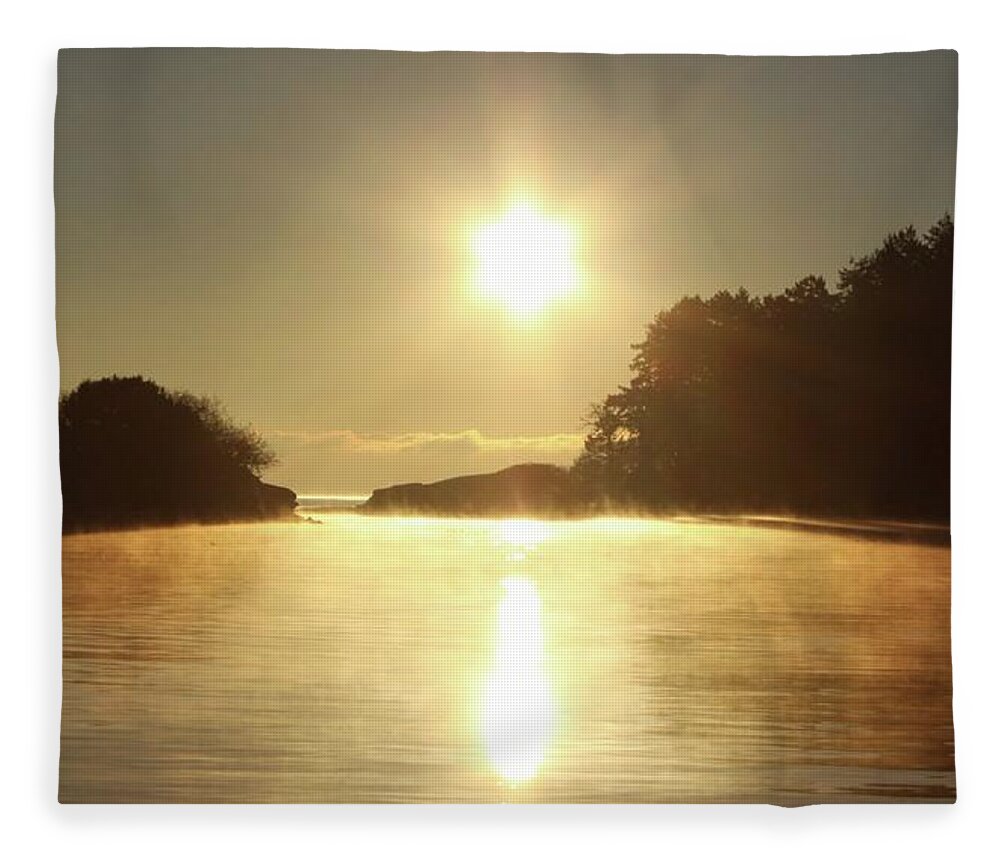Sun Fleece Blanket featuring the photograph Winter dawn by Fred Bailey