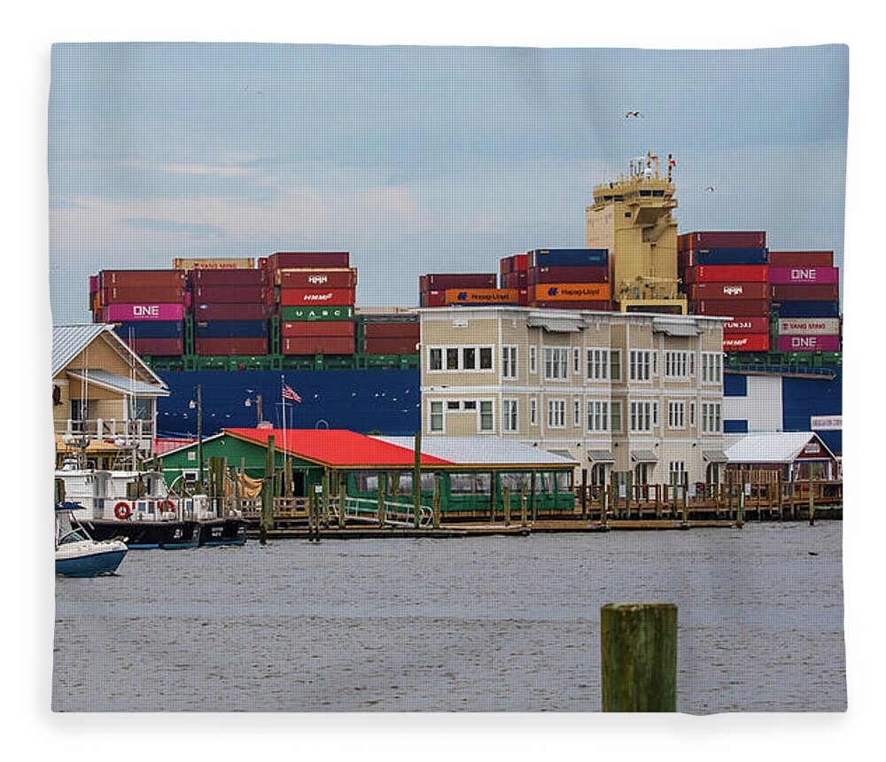 Southport Fleece Blanket featuring the photograph Hyundai Hope Comes to Southport by Nick Noble