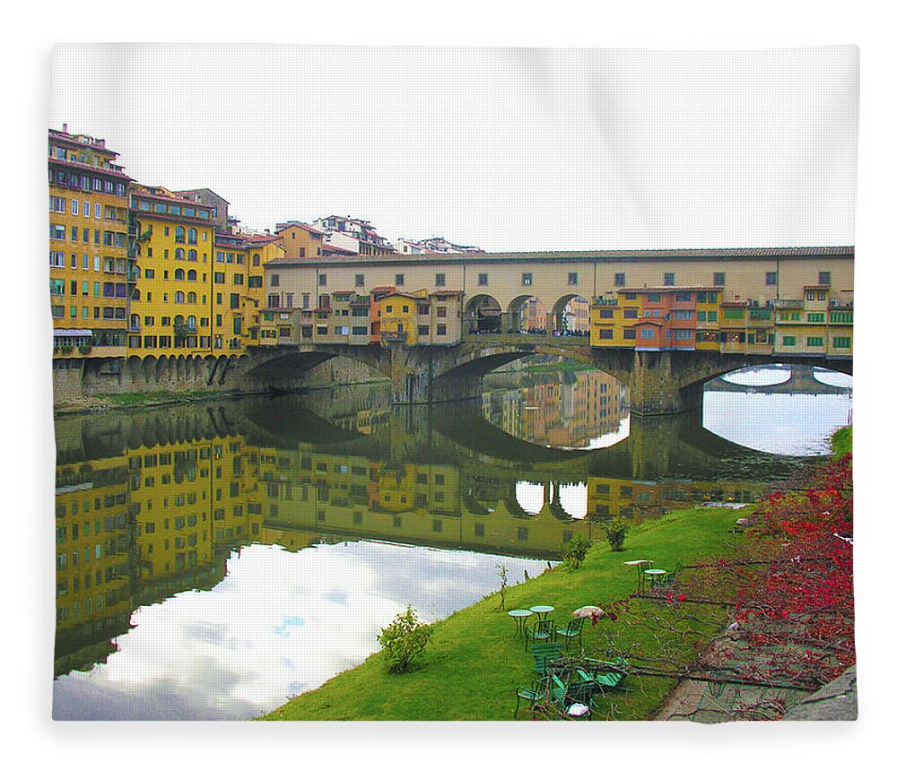 Ponte Vecchio Fleece Blanket featuring the photograph Ponte Vecchio by Regina Muscarella
