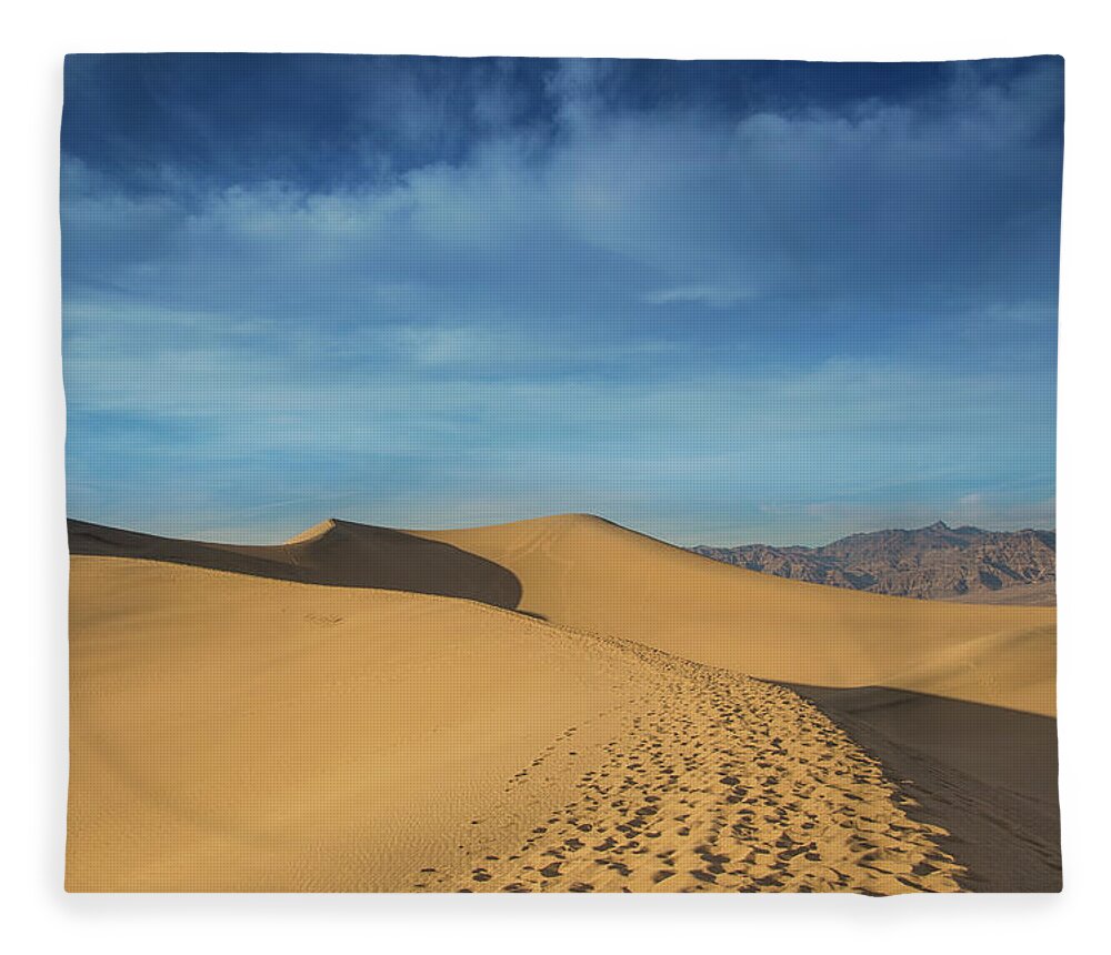 Mesquite Sand Dunes Fleece Blanket featuring the photograph Mesquite sunset #2 by Kunal Mehra