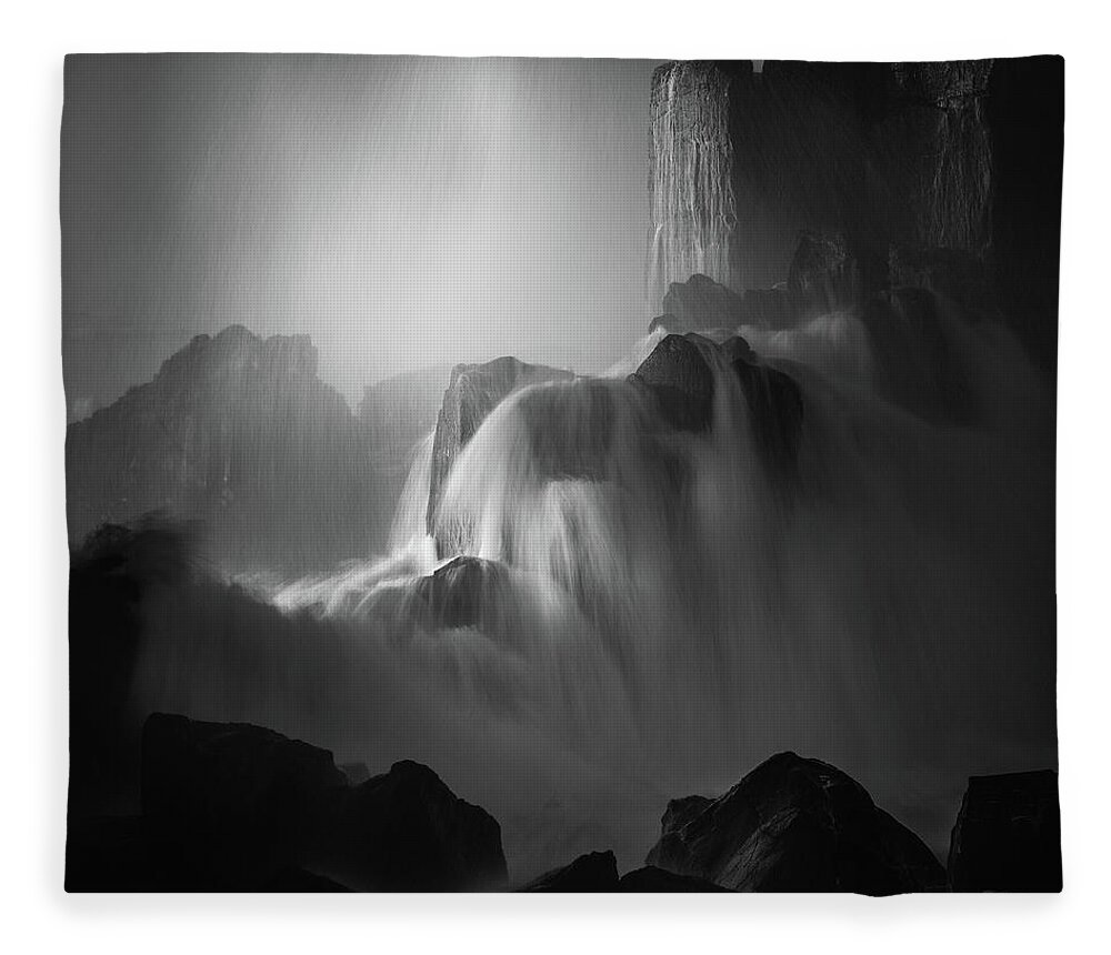 Monochrome Fleece Blanket featuring the photograph Bombo by Grant Galbraith