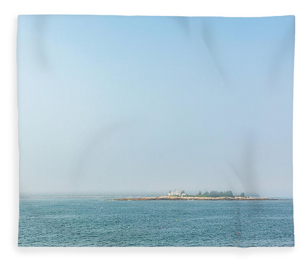 Acadia Fleece Blanket featuring the photograph Acadia National Park - Bar Harbor by Amelia Pearn