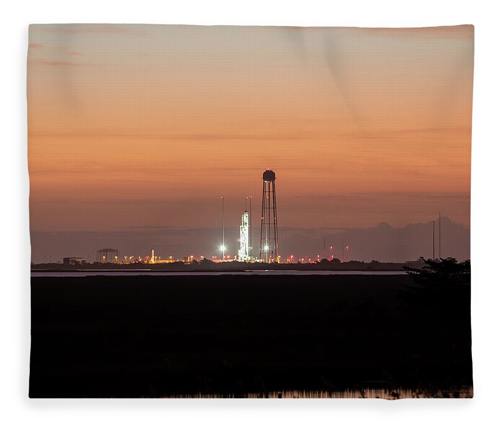 Photosbymch Fleece Blanket featuring the photograph Antares on the Pad by M C Hood