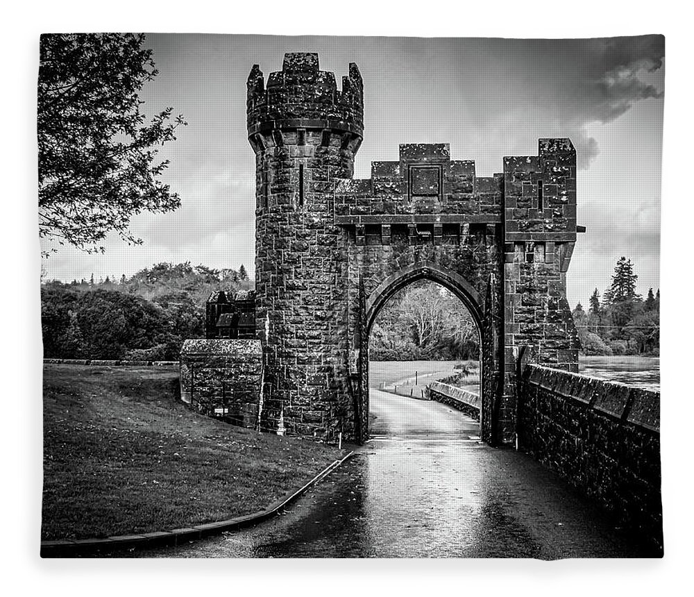 Ashfordcastlegate Fleece Blanket featuring the photograph Ashford Castle Gate by Vicky Edgerly