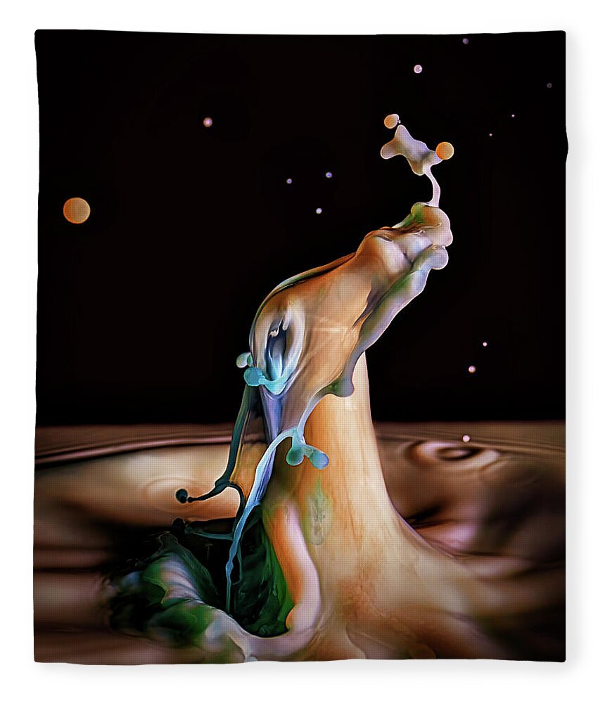Water Drop Collision Fleece Blanket featuring the photograph Basking in the Starlight by Michael McKenney