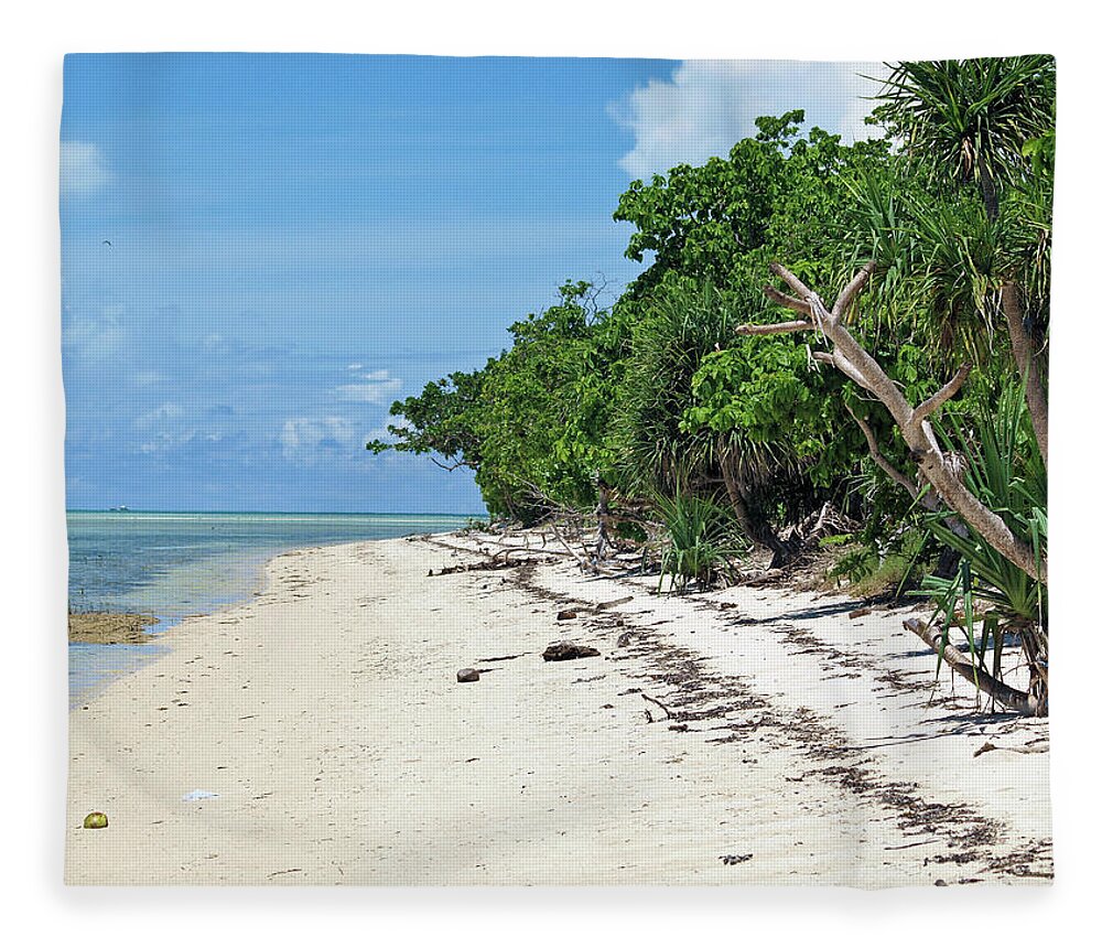 Arreceffi Island Fleece Blanket featuring the photograph Beach of Beauty by David Desautel