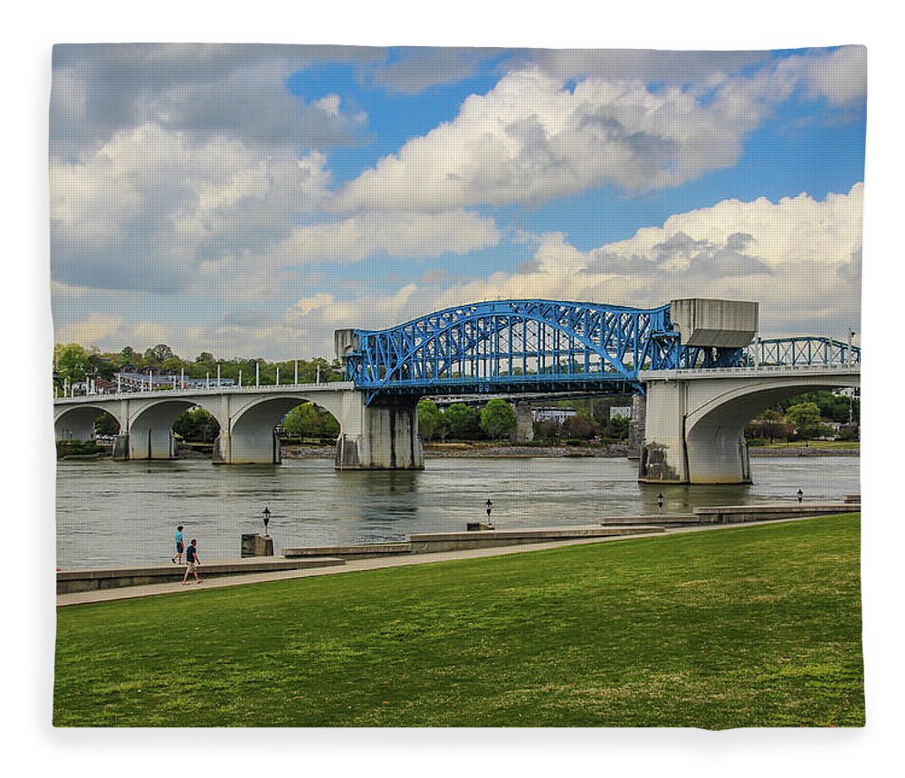 Bridge Fleece Blanket featuring the photograph Broad Street Bridge by Richie Parks