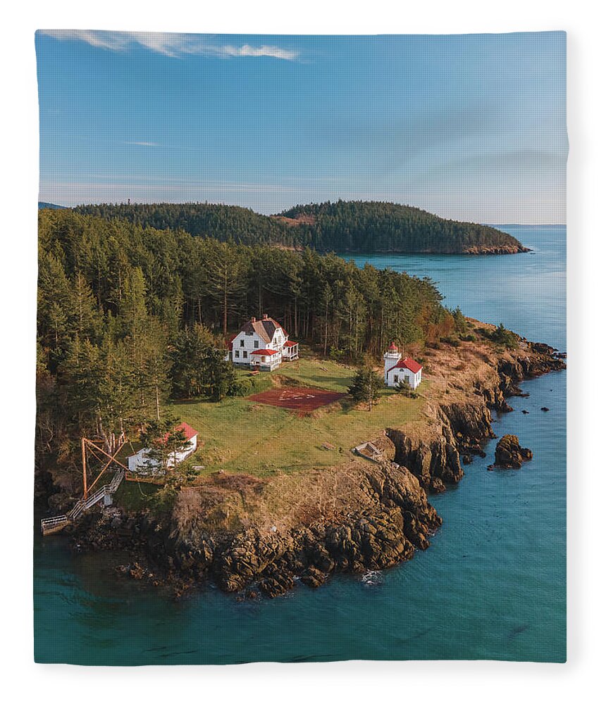Lighthouse Fleece Blanket featuring the photograph Burrows Island Lighthouse #2 by Michael Rauwolf