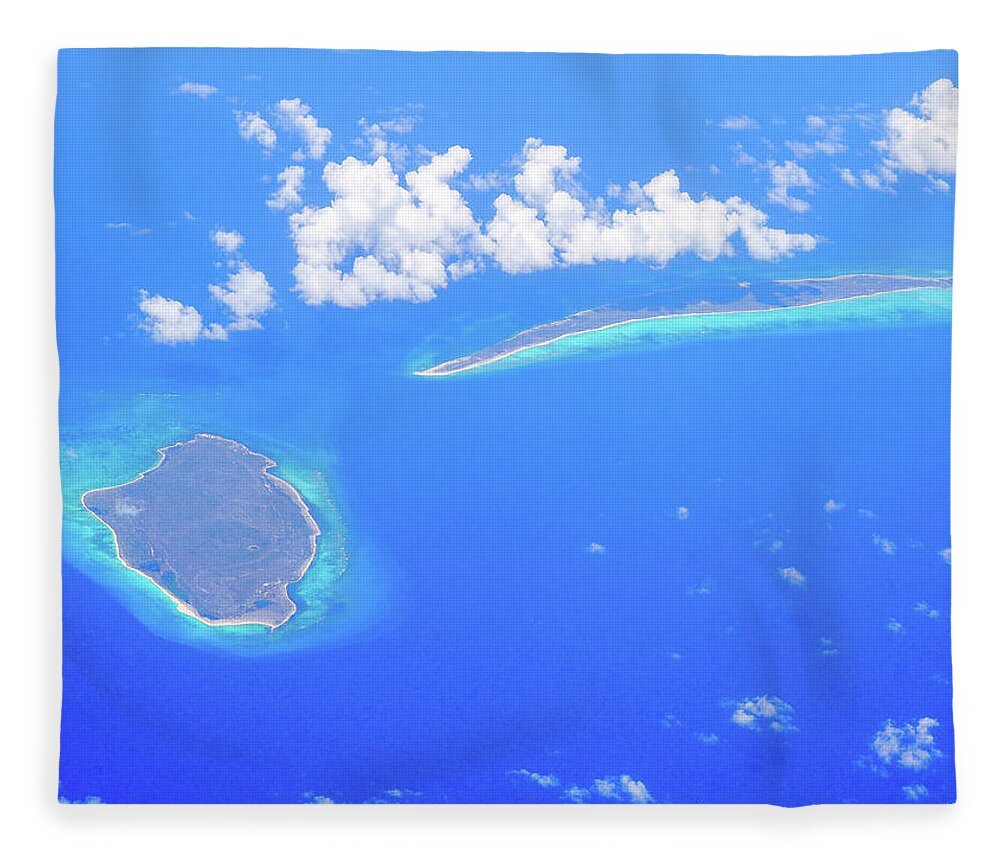 Ocean Fleece Blanket featuring the photograph Caribbean Islets by Grey Coopre
