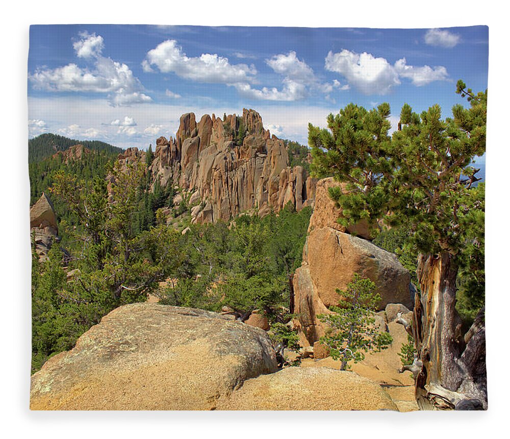Colorado Fleece Blanket featuring the photograph Crags by Bob Falcone