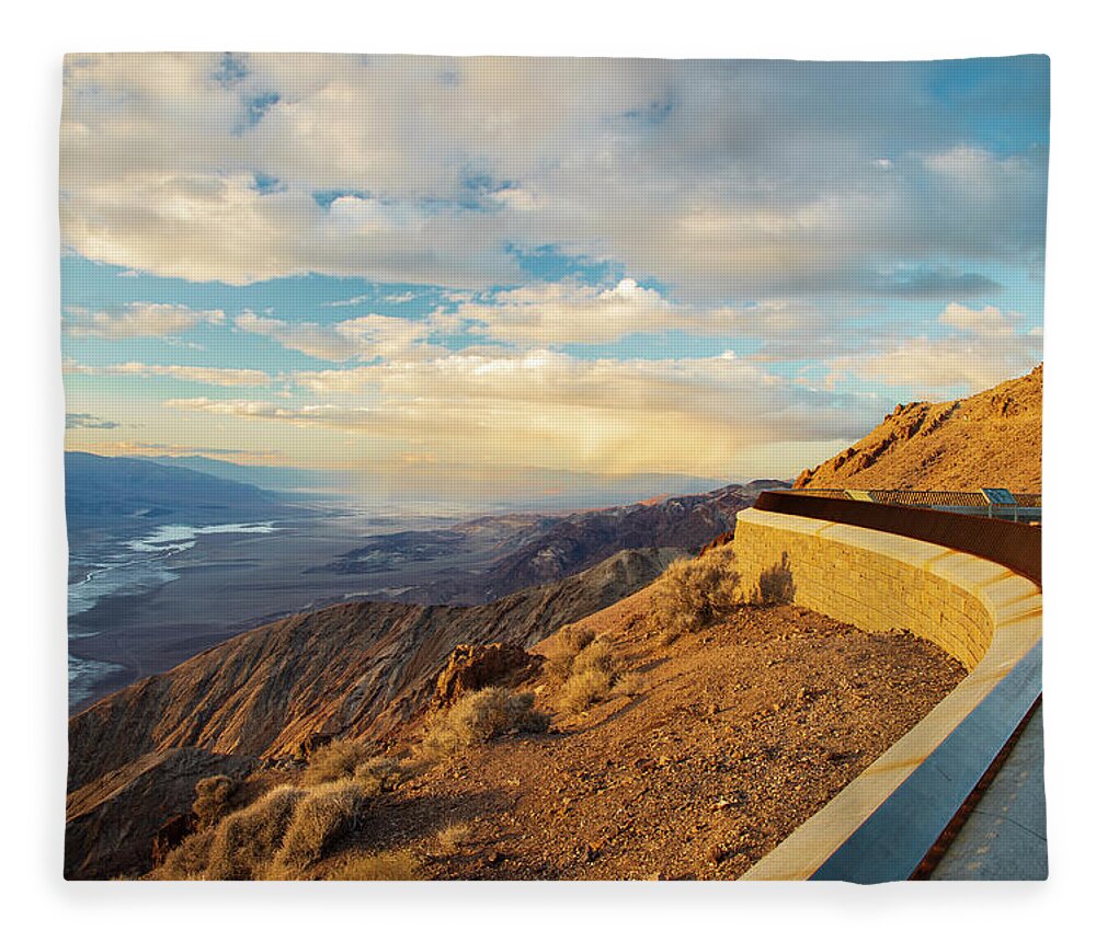 Nature Fleece Blanket featuring the photograph Dante's Viewing Area by Mike Lee