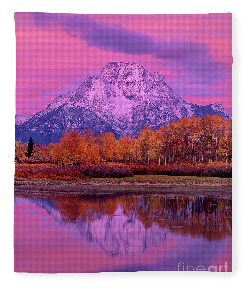 Dave Welling Fleece Blanket featuring the photograph Dawn Oxbow Bend In Fall Grand Tetons National Park by Dave Welling