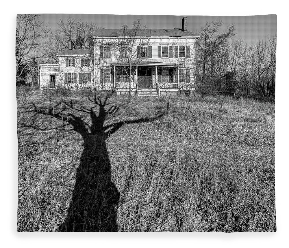 Voorhees Farm Fleece Blanket featuring the photograph Death Tree by David Letts