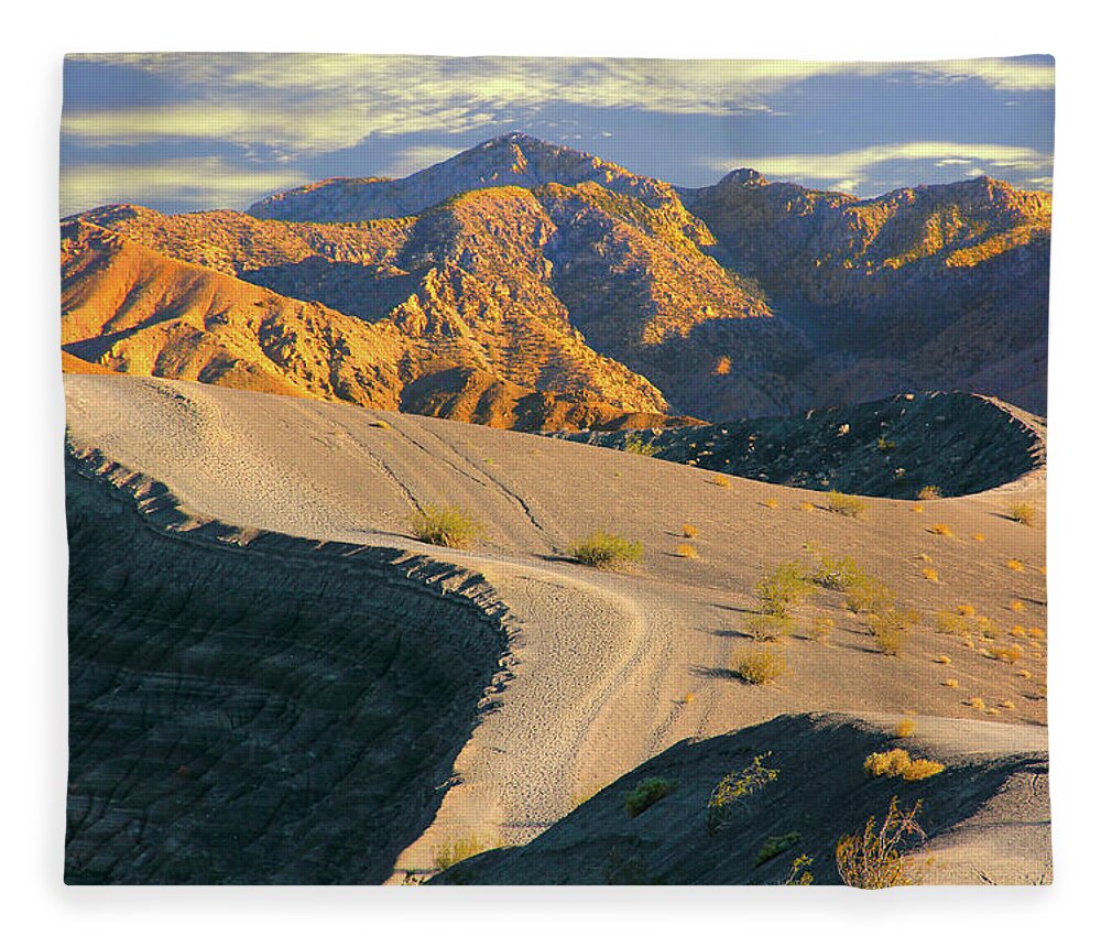 Desert Fleece Blanket featuring the photograph Death Valley at Sunset by Mike McGlothlen