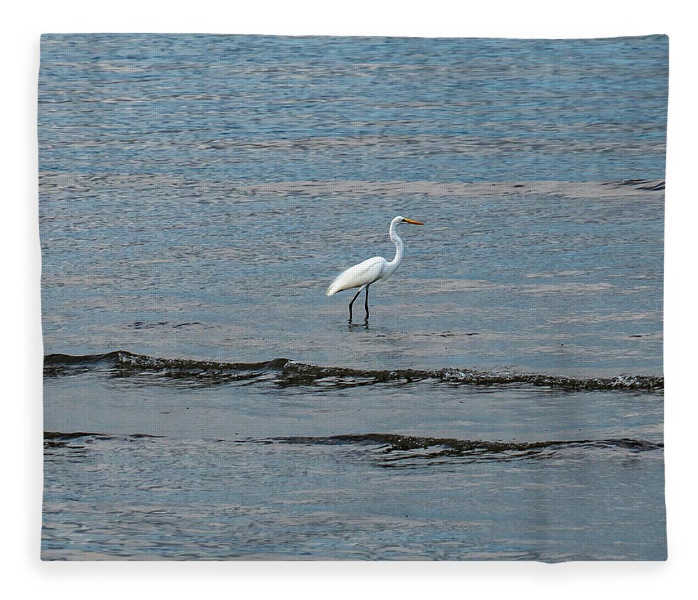 Bird Fleece Blanket featuring the photograph Egret at Twilight by Leslie Struxness