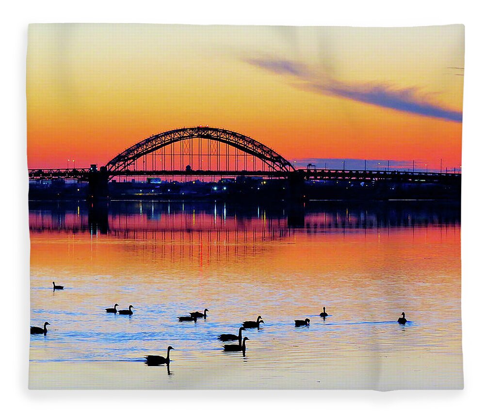Sunset Fleece Blanket featuring the photograph End of Day on the Delaware by Linda Stern