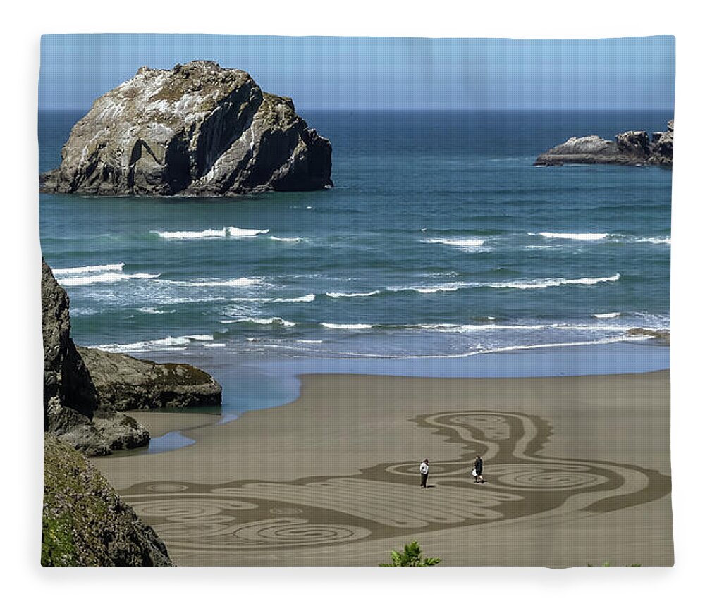 Oregon Fleece Blanket featuring the photograph Face Rock by Margaret Pitcher