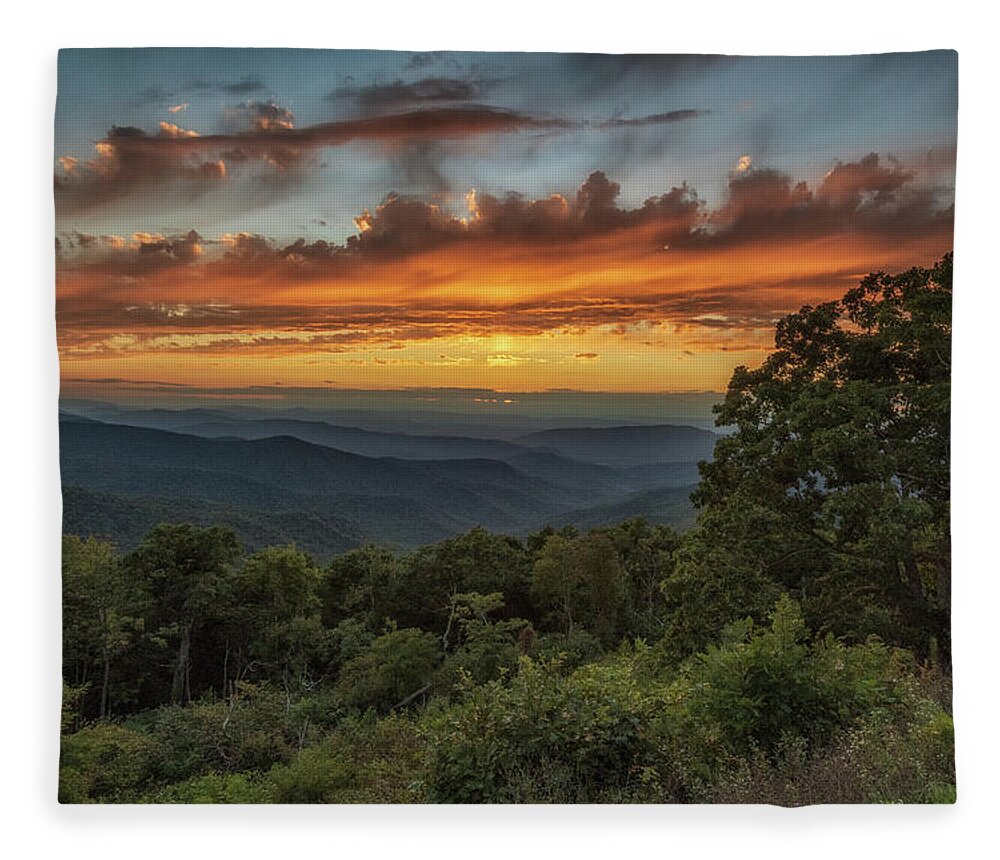 Landscape Fleece Blanket featuring the photograph Fire Sky by Tricia Louque