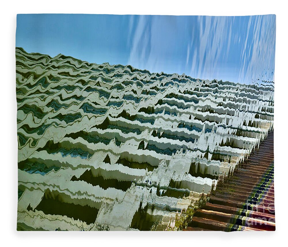 Chicago Fleece Blanket featuring the photograph Frequency of Water by Debra Banks