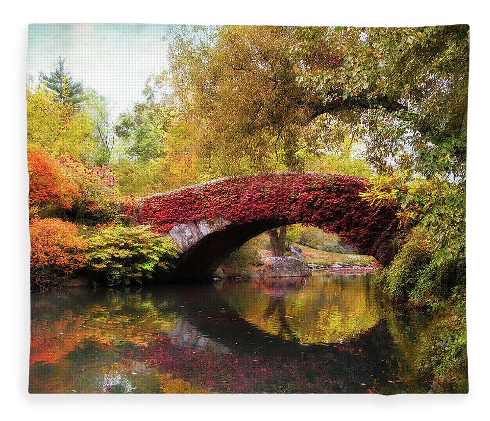 Gapstow Bridge Fleece Blanket featuring the photograph Gapstow Bridge by Jessica Jenney