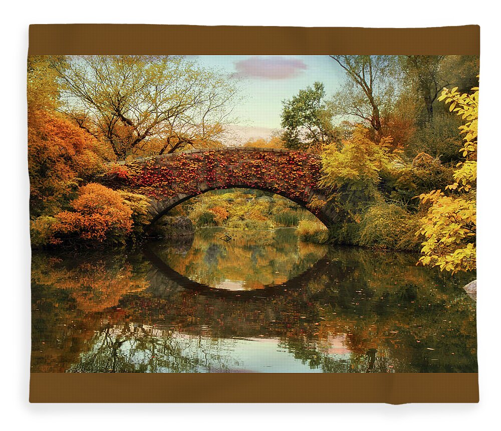 Bridge Fleece Blanket featuring the photograph Glorious Gapstow  by Jessica Jenney