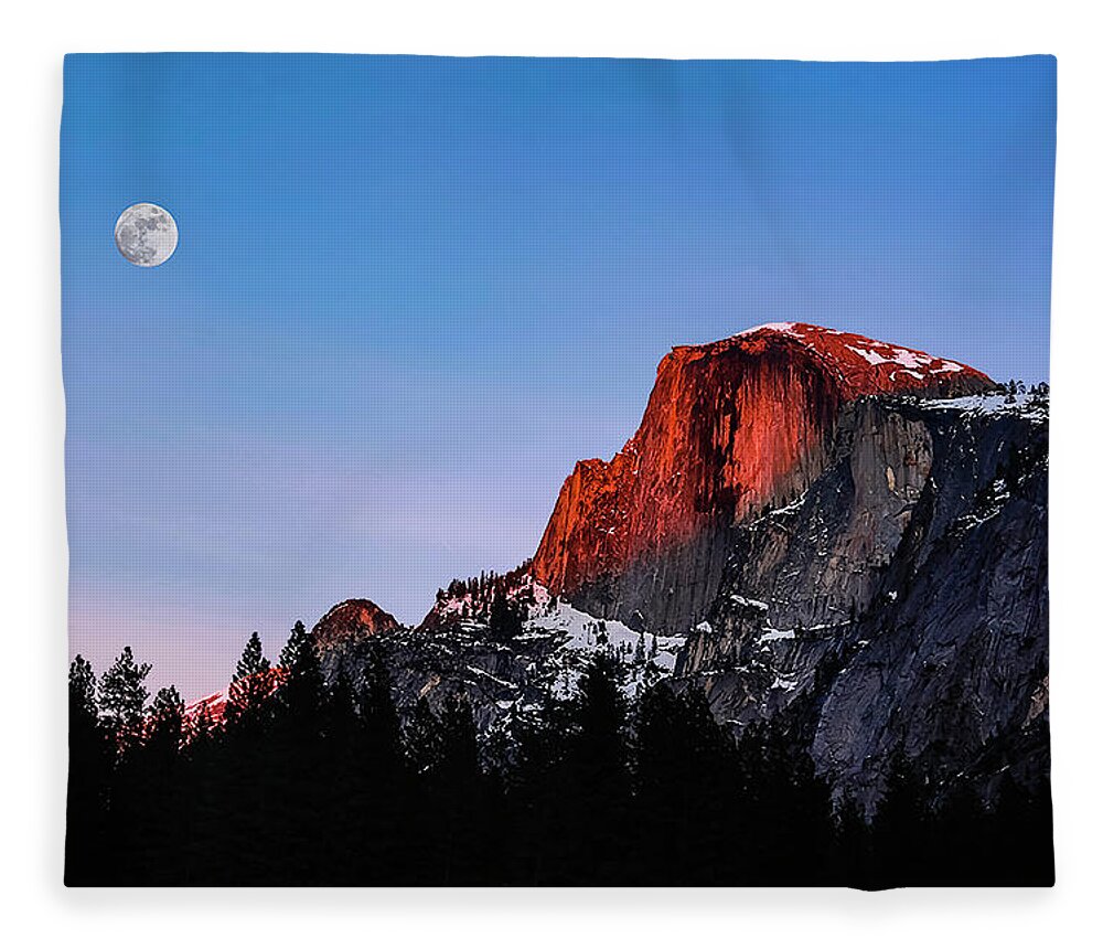  Fleece Blanket featuring the photograph Half Dome by Gary Johnson