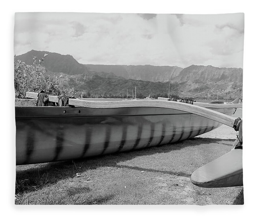 Hanalei Fleece Blanket featuring the photograph Hanalei Canoe by Tony Spencer