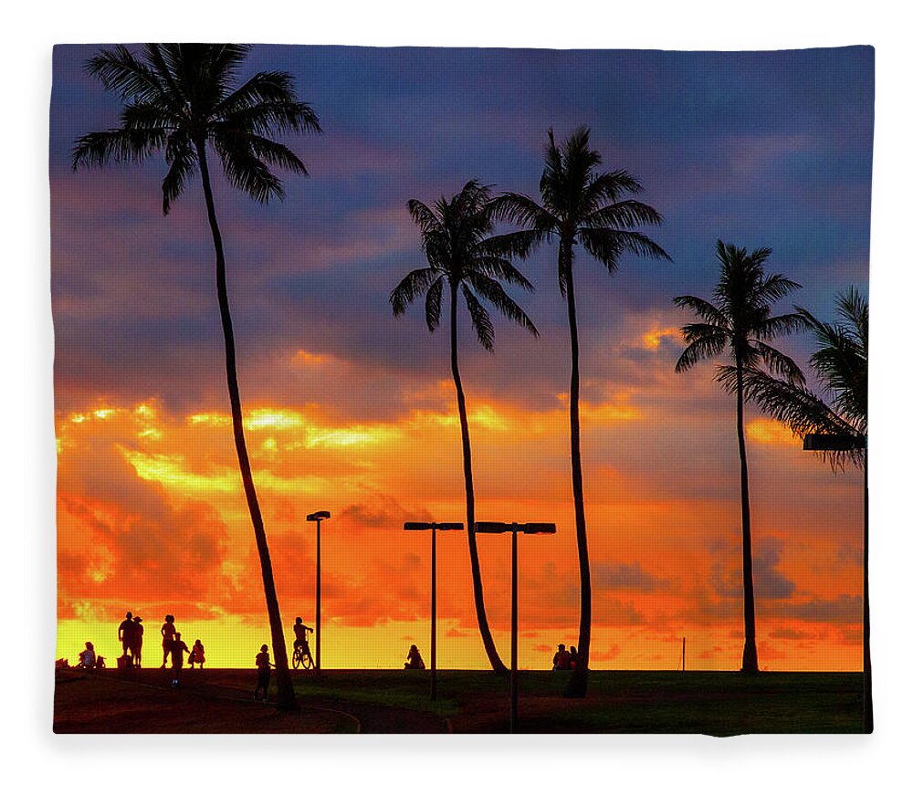 Hawaii Fleece Blanket featuring the photograph Hawaiian Silhouettes by David Desautel