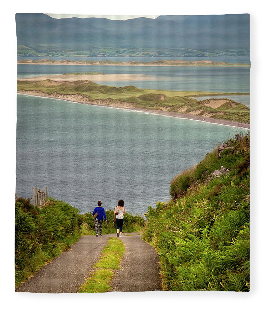 Rossbeigh Fleece Blanket featuring the photograph Heading to Rossbeigh by Mark Callanan