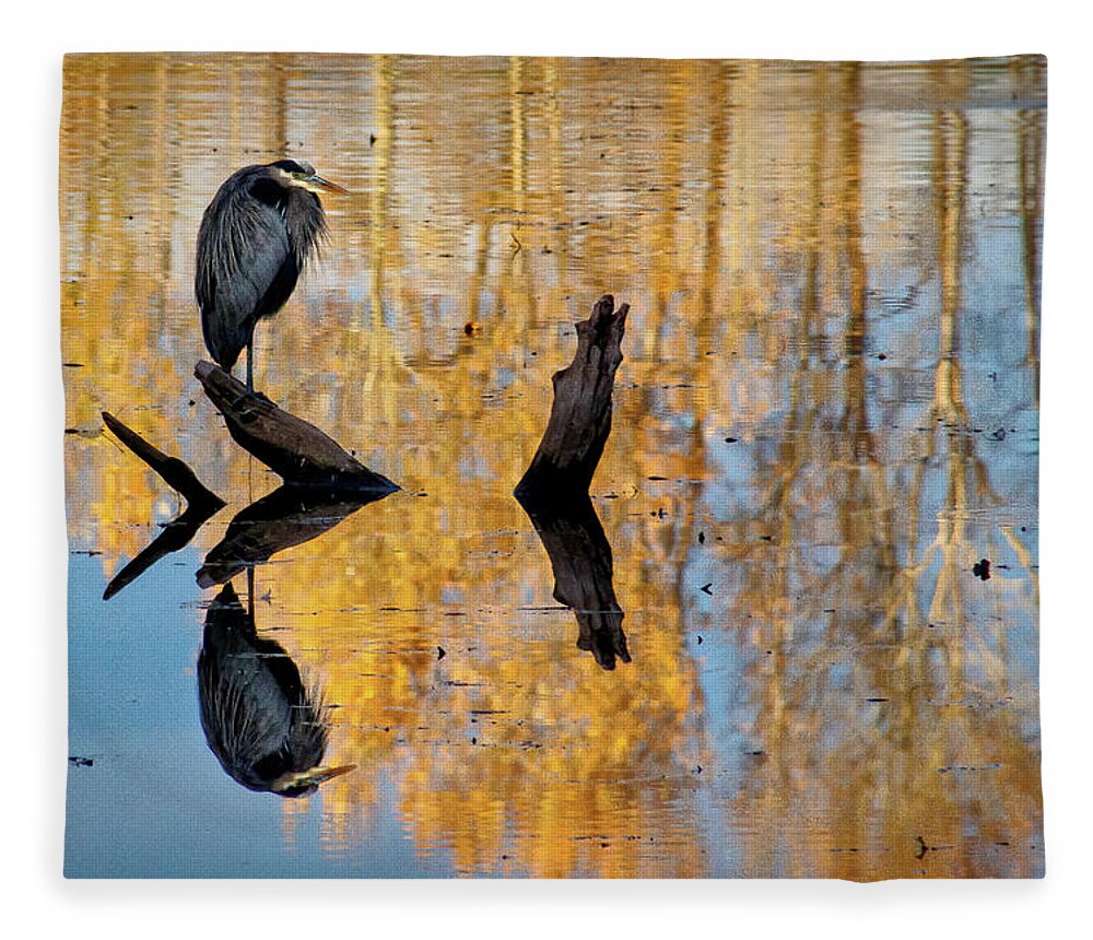 Juanita Bay Park Fleece Blanket featuring the photograph Heron Reflected by Phyllis McDaniel
