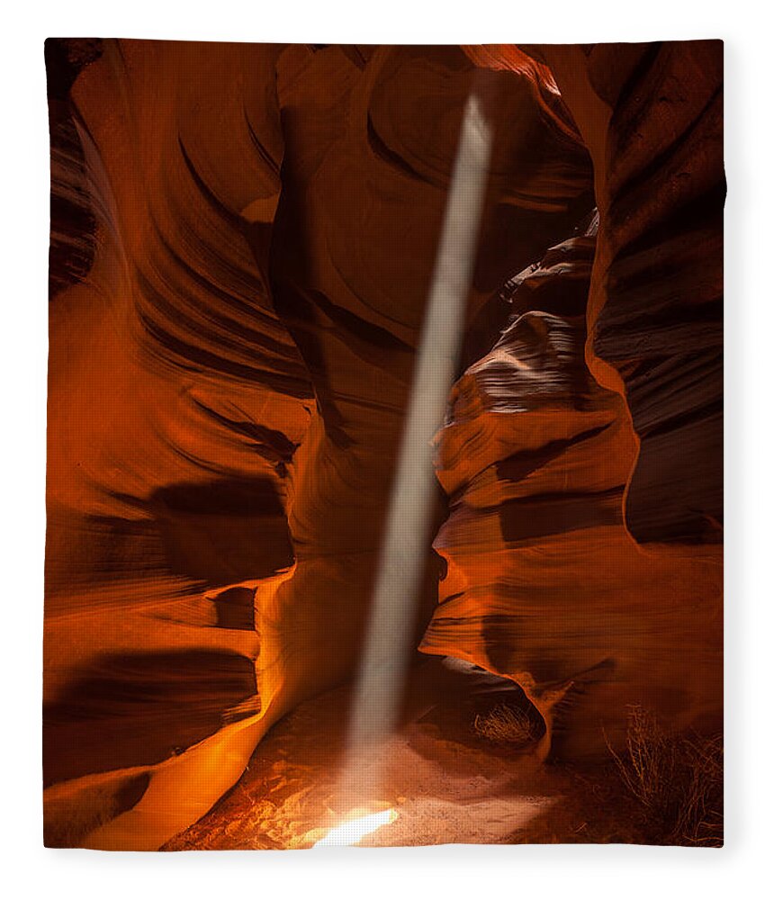 Antelope Canyon Fleece Blanket featuring the photograph Illuminati by Peter Boehringer