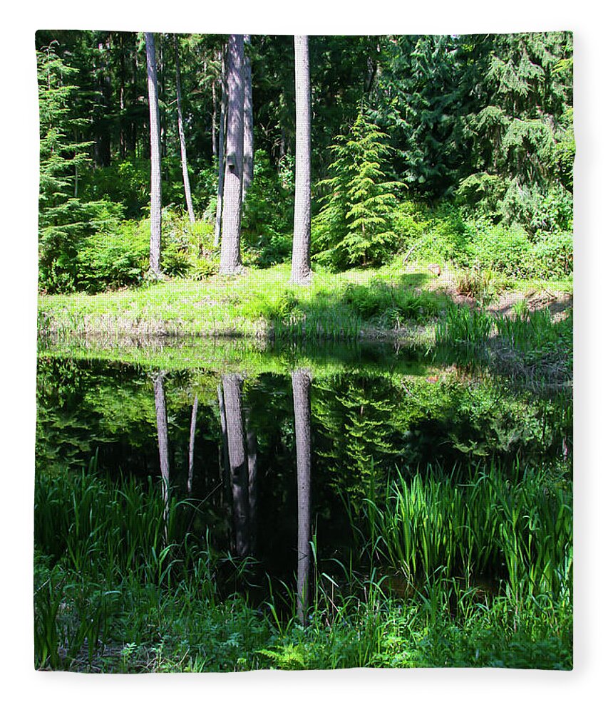 Hike Fleece Blanket featuring the photograph In the trees by Leslie Struxness