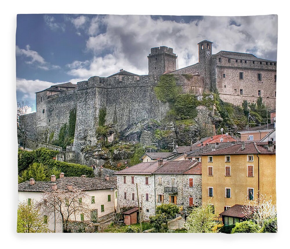 Ancient Fleece Blanket featuring the photograph Italian Castle - Landi Castle of Bardi - Italy by Paolo Signorini