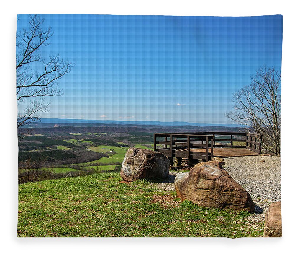 Summit Rocks Sky Fleece Blanket featuring the photograph Johns Mountain Summit by Richie Parks
