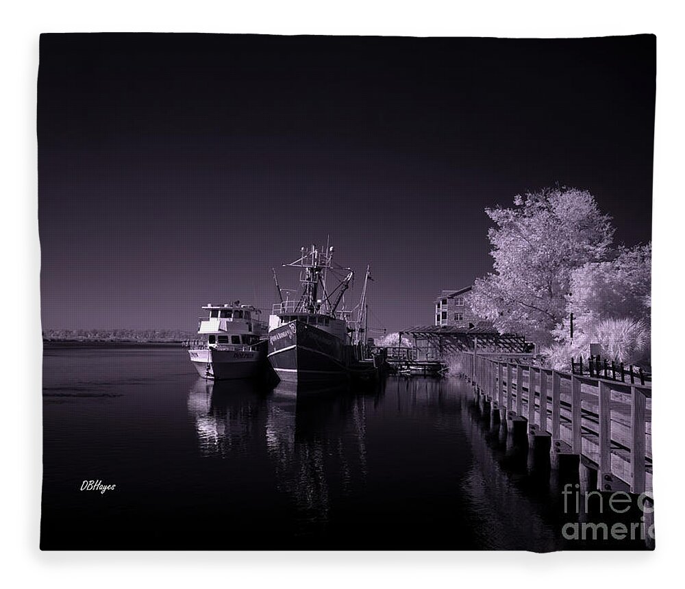 Aquatic Fleece Blanket featuring the photograph Lazy Evening - A Black and White Infrared Seascape by DB Hayes