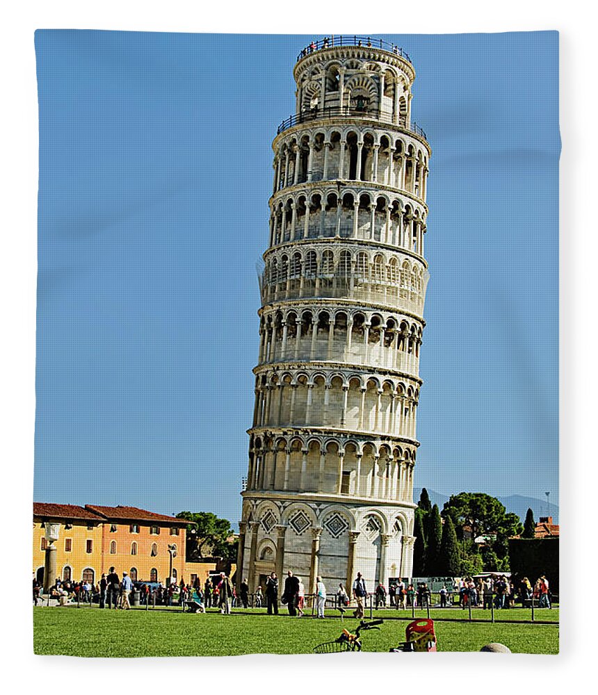 Piazza Del Duomo Fleece Blanket featuring the photograph Leaning Tower of Pisa by Jill Love