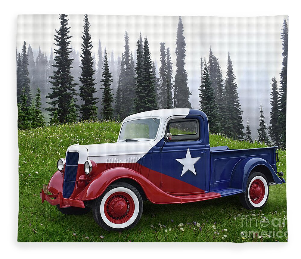 Lone Star Fleece Blanket featuring the photograph Lone Star Pickup by Ron Long