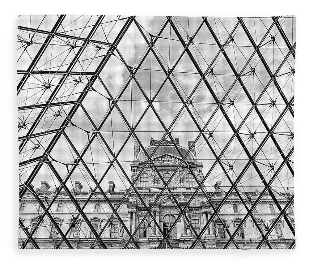 Architecture Fleece Blanket featuring the photograph Louvre - Black and White by Melanie Alexandra Price