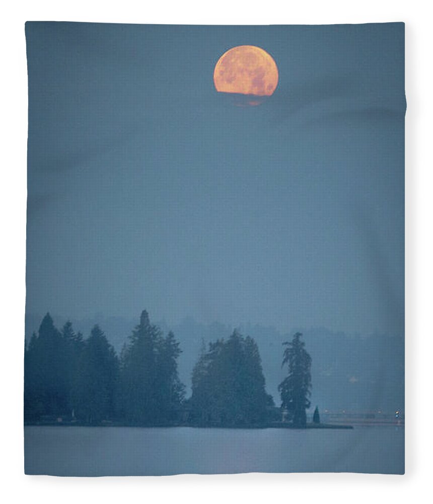 Moon Fleece Blanket featuring the photograph Magical Moon Reflections by D Lee