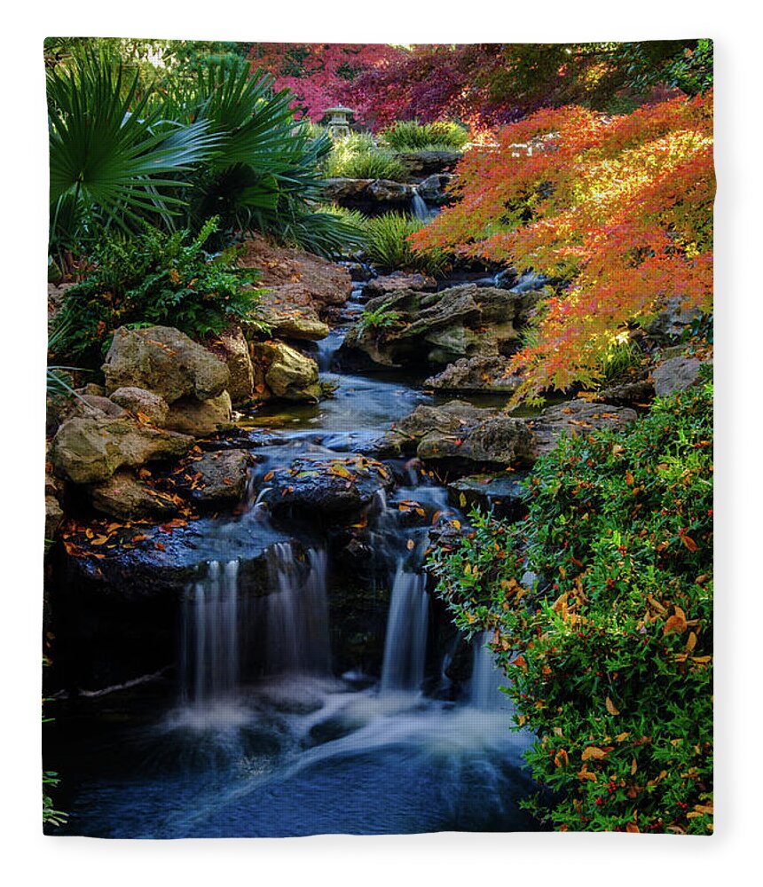 Waterfalls Fleece Blanket featuring the photograph Maple Falls II by Johnny Boyd