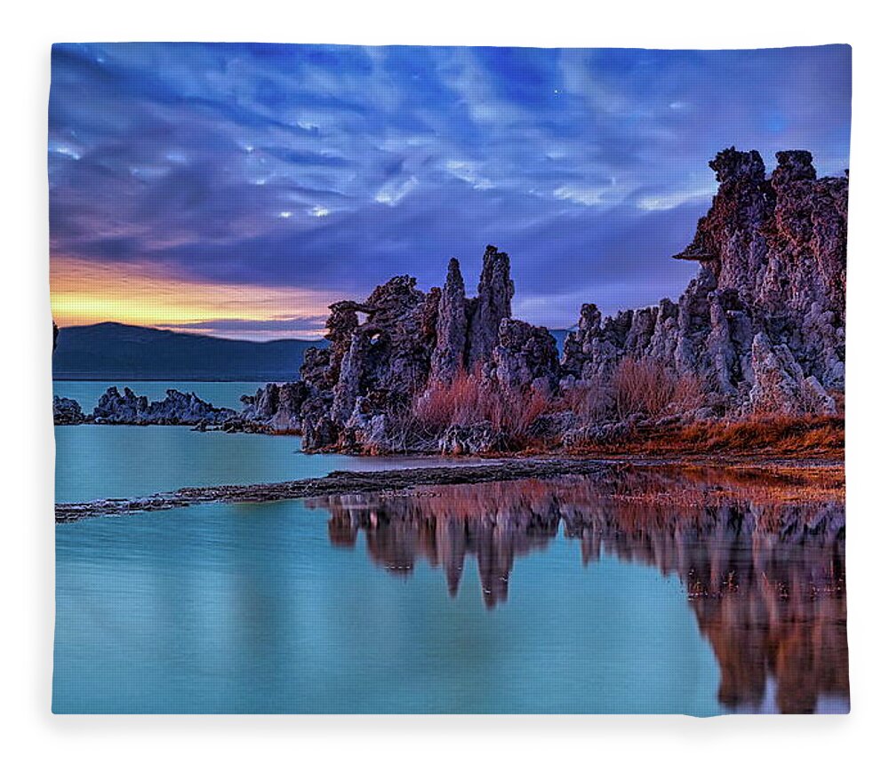 Mono Fleece Blanket featuring the photograph Mono Lake Sunset by Russ Harris